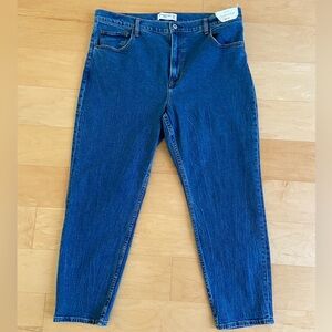 Abercrombie & Fitch The Mom Jean High Rise 33
